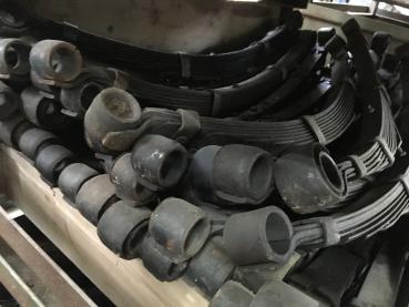 Blattfeder GAZ69 vorn