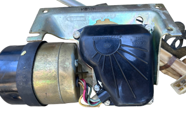Preview: Scheibenwischeranlage Wolga M 24