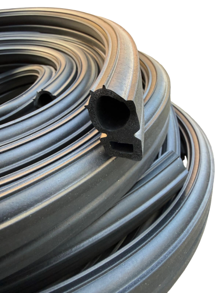 Türgummi Wolga M 24